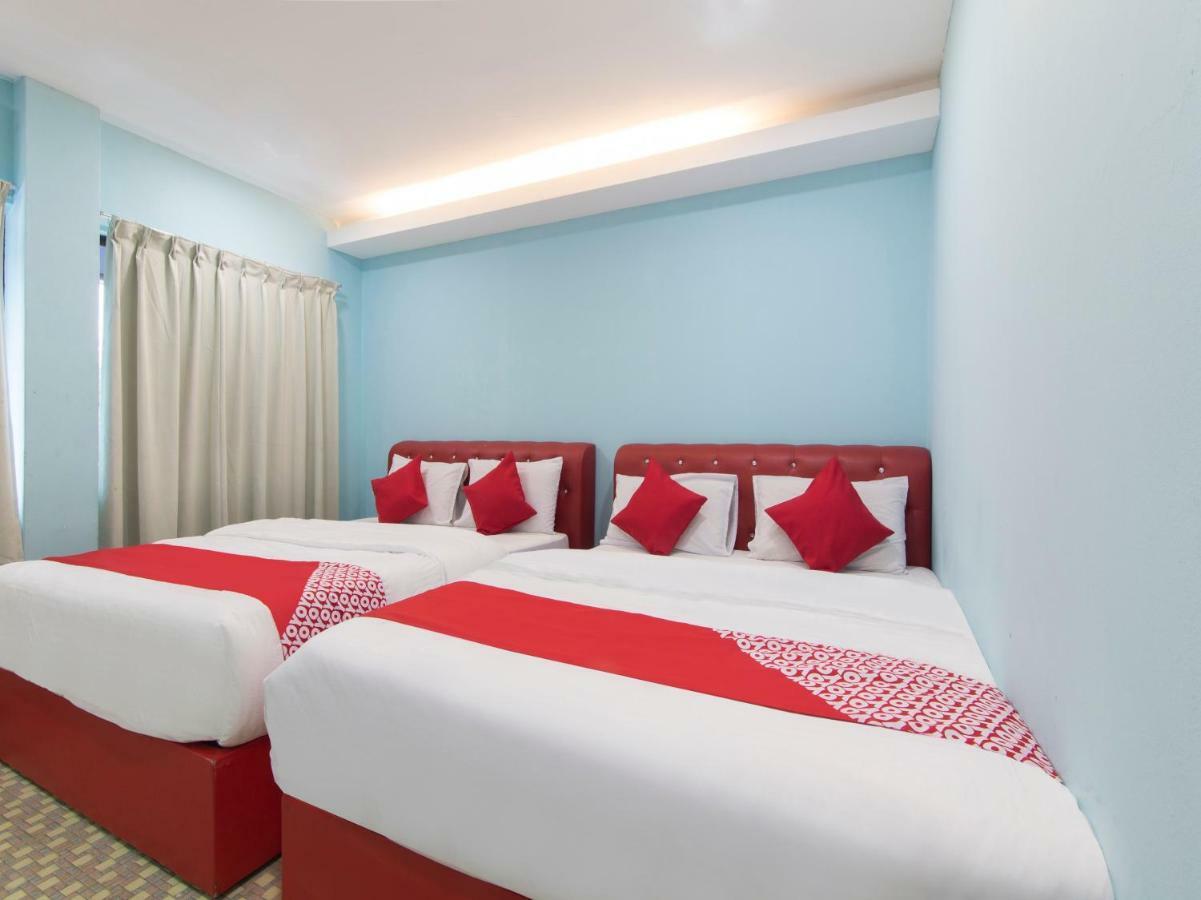 OYO 1136 Pd Star Hotel Port Dickson Exterior foto