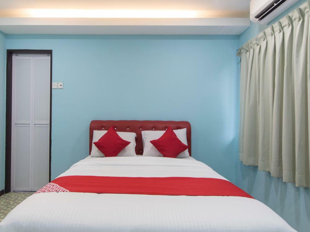 OYO 1136 Pd Star Hotel Port Dickson Exterior foto