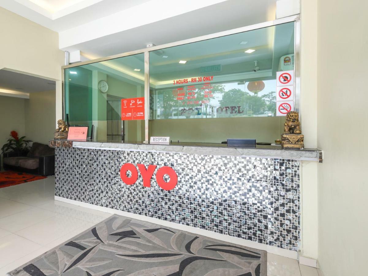 OYO 1136 Pd Star Hotel Port Dickson Exterior foto
