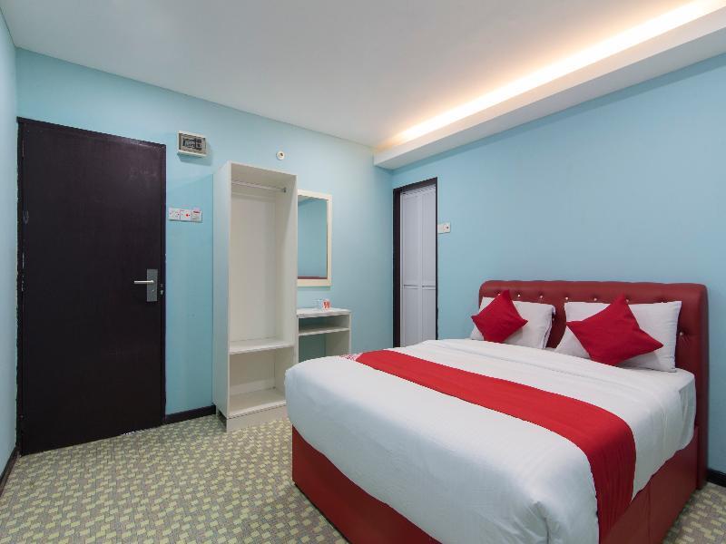 OYO 1136 Pd Star Hotel Port Dickson Exterior foto